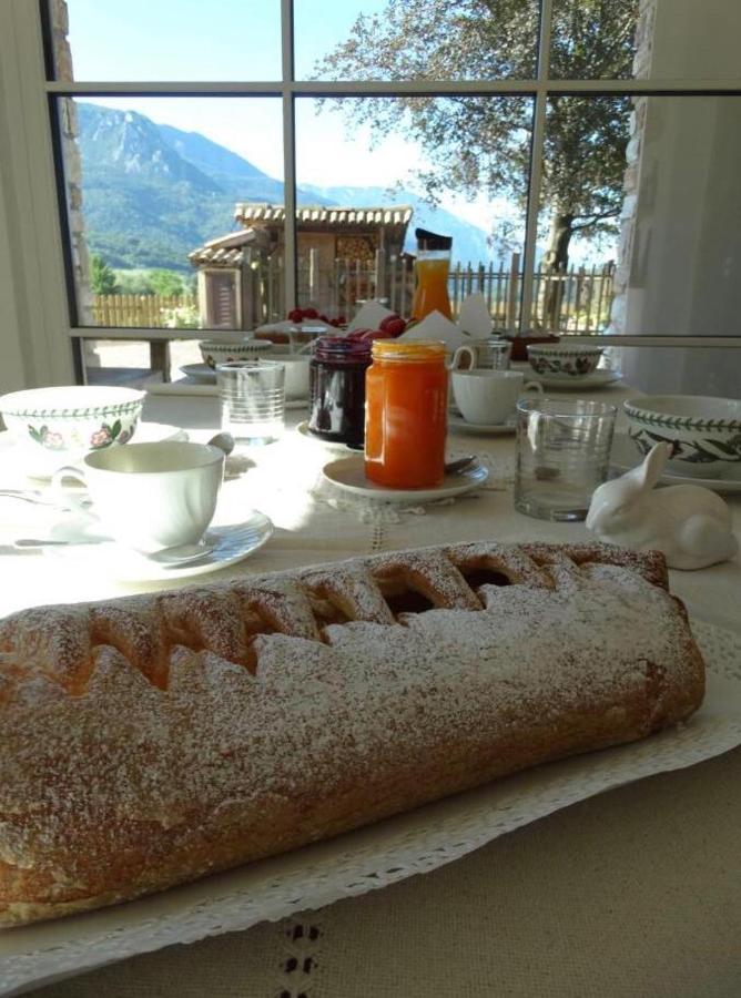 La Casa In Collina Couette-café